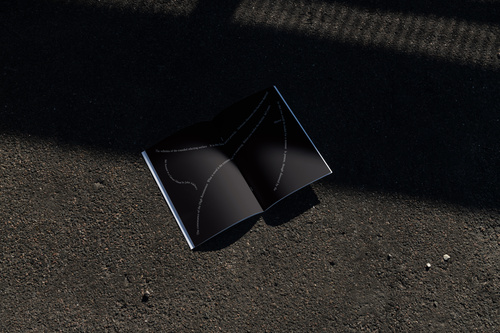 Objects in the Mirror Are Closer Than They Appear / 镜中人 — image 6